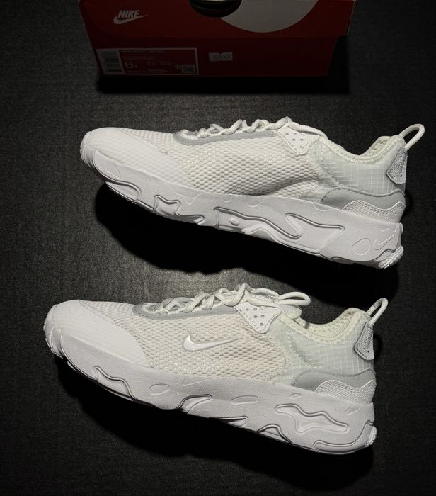 Кросівки Nike React Live GS, розмір 37, Оригінал!