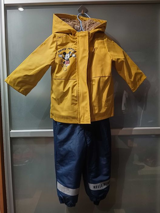 Kurtka chłopięca z kapturem + ogrodniczki, rozmiar 74