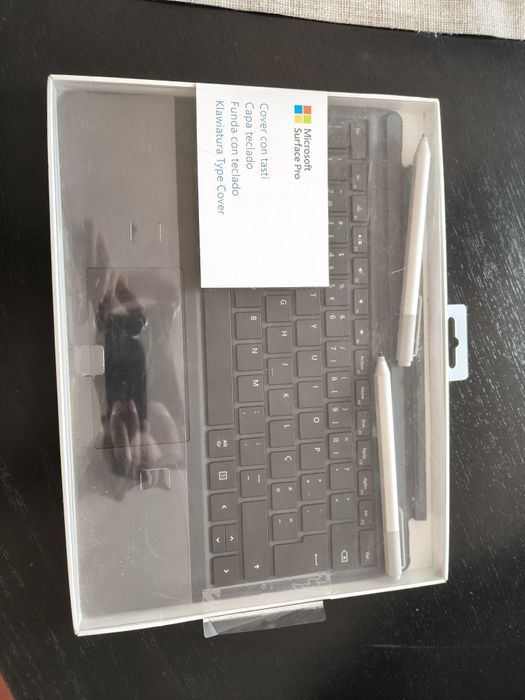 Teclado e caneta para Surface