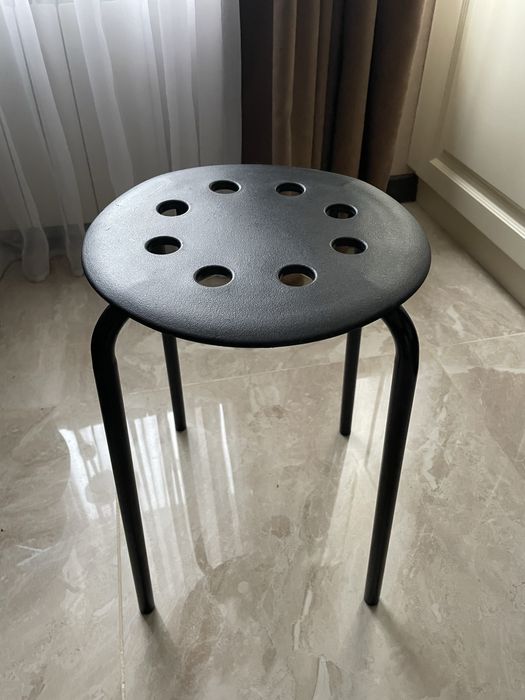 Продам табуретки IKEA