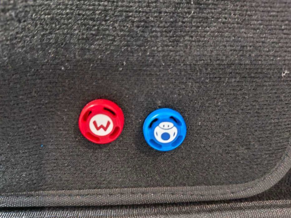 Nintendo Switch OLED (Zelda Limited Edition) + кейс и карта памяти