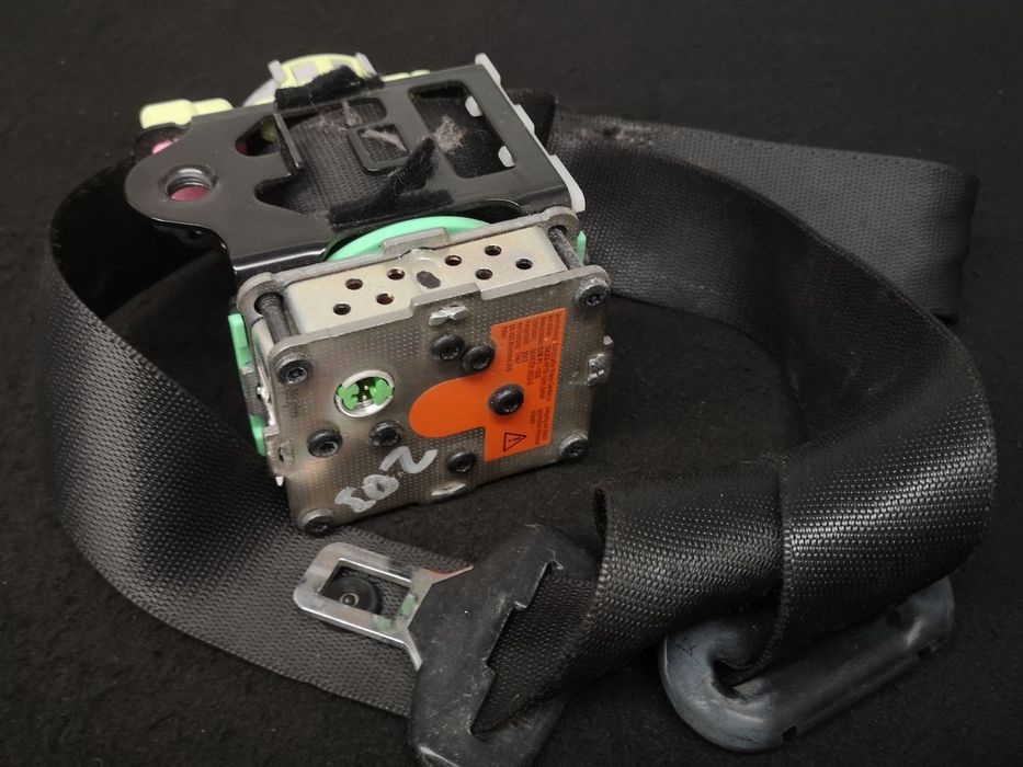 Cinto de Segurança Frente direita Mercedes w203 sport coupe 2002+   EPC