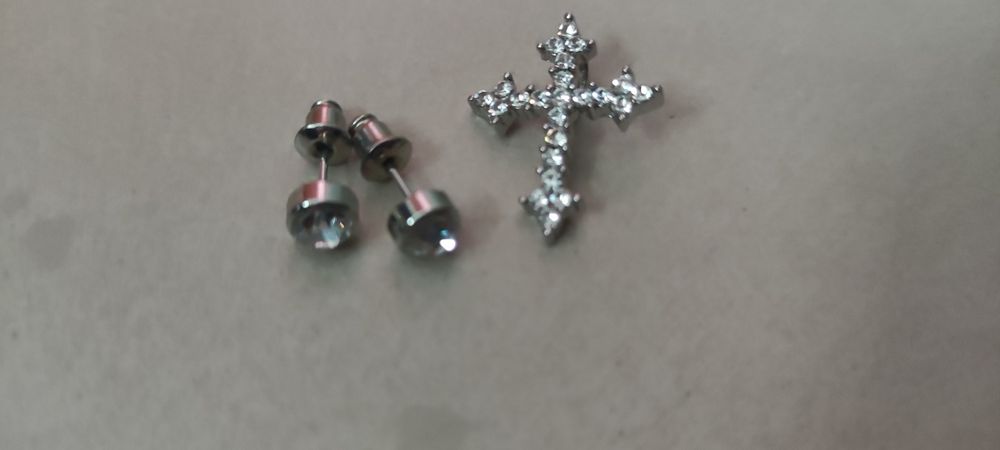 kolczyki z stali chirurgicznej okulary bransoletki