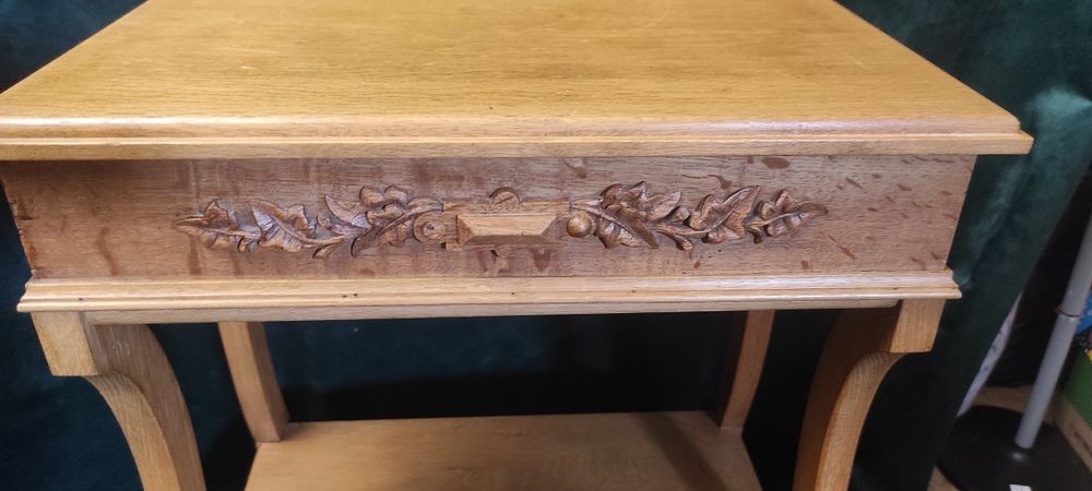 Zrobiony niciak komoda stolik