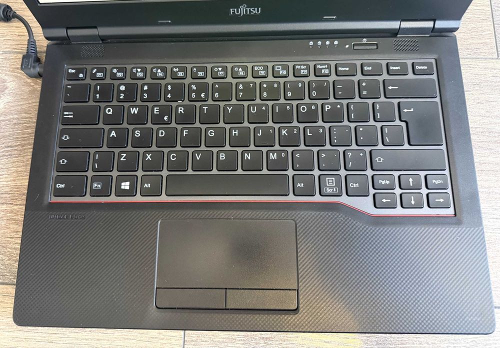 Laptop Fujitsu Lifebook E548 | i5-7300U | 8GB ram| 256GB ssd| Windows 11 Pro