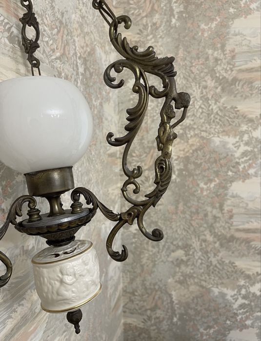 Люстра фарфор и латунь , Малыши Путти , Capodimonte  , Италия , Винтаж
