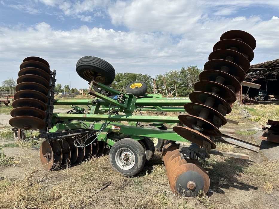 Дискова борона John Deere 630