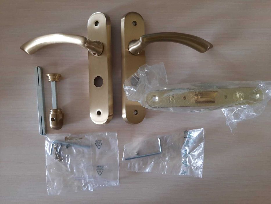 Межкомнатные дверные ручки Итальянского Бренда Linea Cali