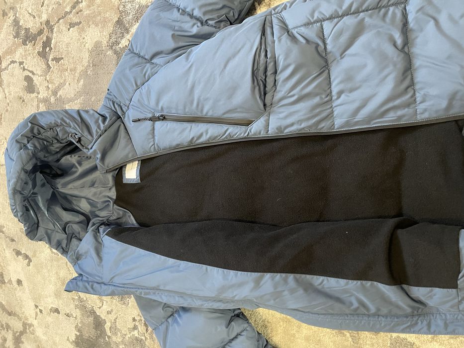 Утеплена куртка фірми Reserved