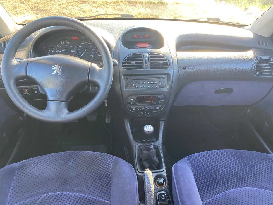 Peugeot 206 1.1 Black and silver edition tecto panoramico