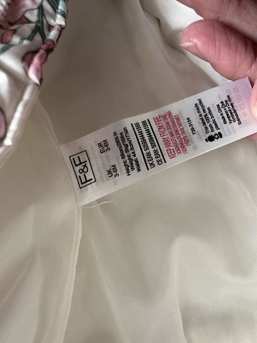 Теплий одяг для дівчинки 2-6 місяців