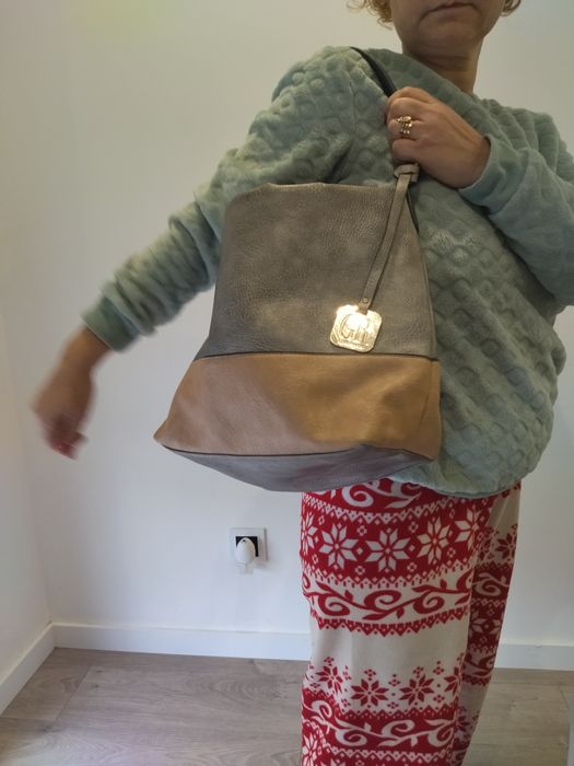 Mala  saco de marca G R