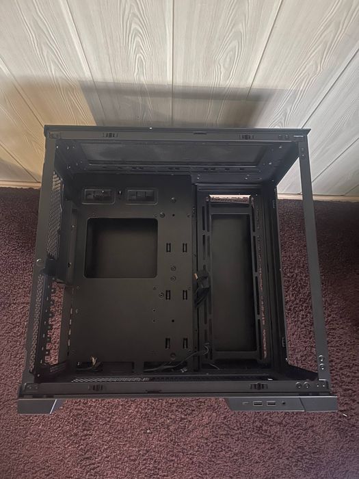 Корпус Lian Li O11 Dynamic EVO Black — панорамный, ATX