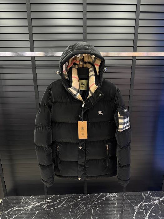 Nowa puchowa zimowa męska kurtka BB L czarna metki kapturem kieszenie