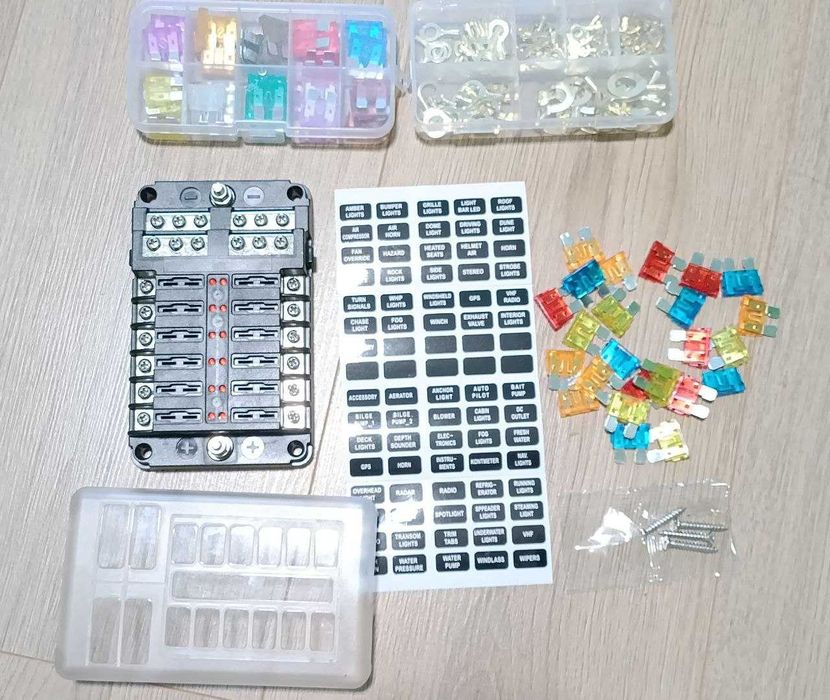 Блок запобіжників універсальний 12 шт. Колодка запобіжників 12 шт