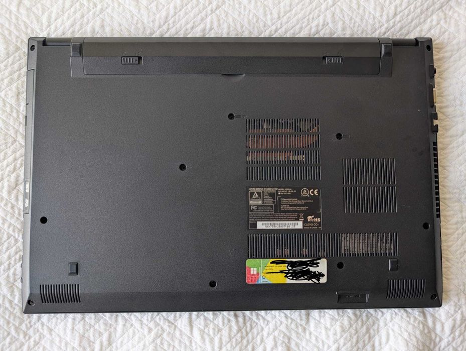 Computador portátil Clevo N750HU 15,6" Intel i5 2,5GHz 16GB RAM