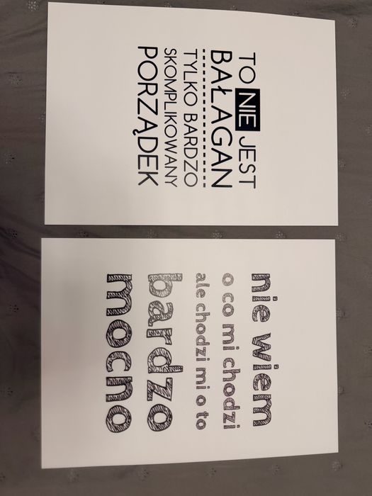 2x plakat 40x30 z napisami