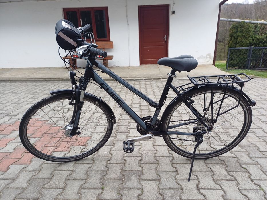 Damski rower miejski / trekkingowy Cube Town GTS - bardzo dobry stan