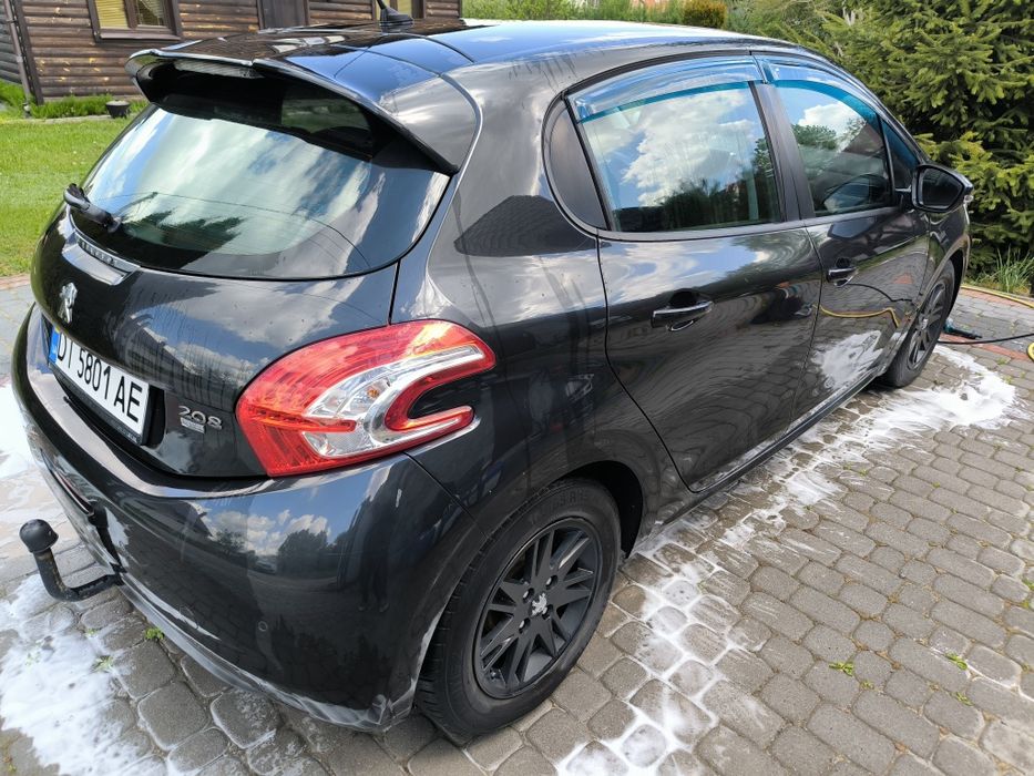 Peugeot 208, 1.4 dhi robot