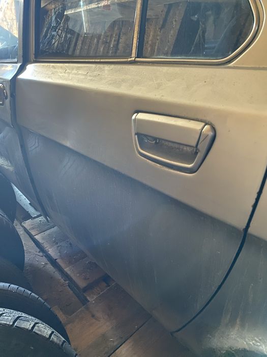 Розбираю волгу.