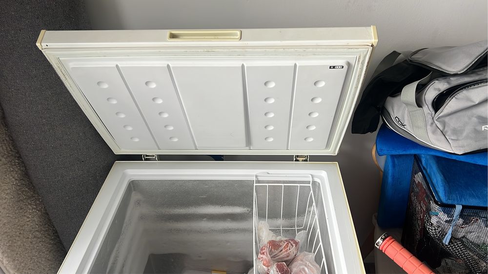 Vendo arca congeladora em bom estado