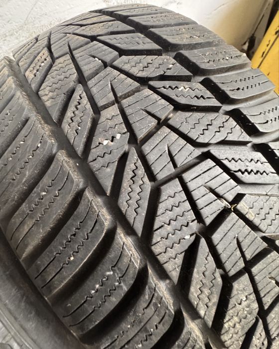 215/40/18 idealne 8mm cena za 2szt Hankook Wintericept