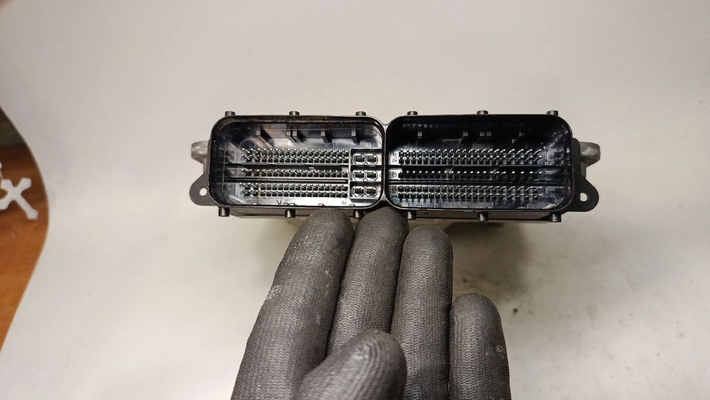 Centralina motor / ECU AUDI A4 (8W2, 8WC, B9)