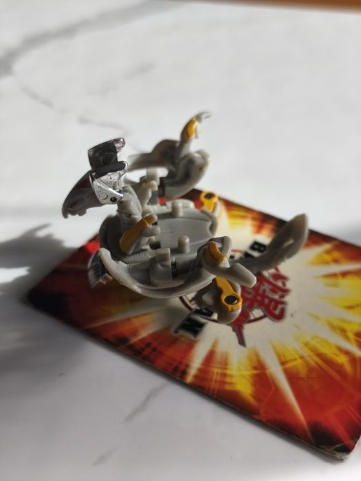 Bakugan Haos plitheon