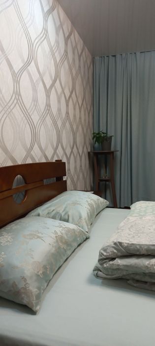 Погодинно подобово готель Україна , район Голливуда , центр