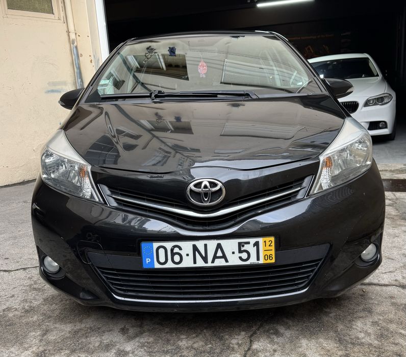 Toyota Yaris 1.0 VVT-i - Sport - Gasolina - Nacional