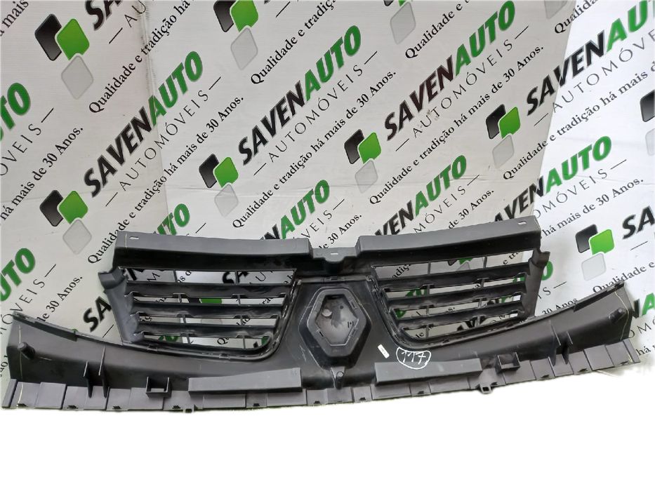 Frente em fibra ou chapa RENAULT Trafic II (FL)