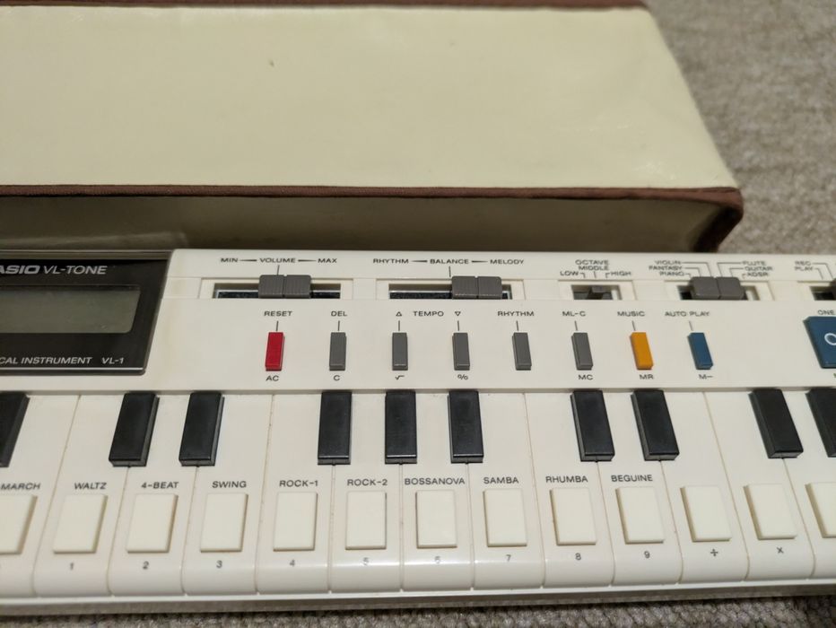 Casio VL-1 , VL tone teclado e calculadora