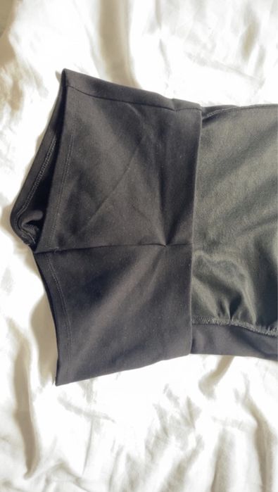 krótka spódniczka bershka