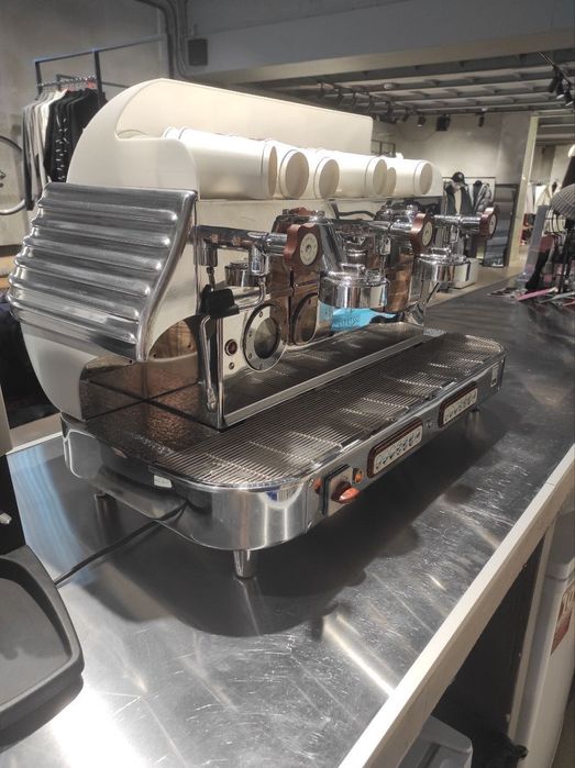 Кофемашина профессиональная Elektra Barlume Z1C 2GR