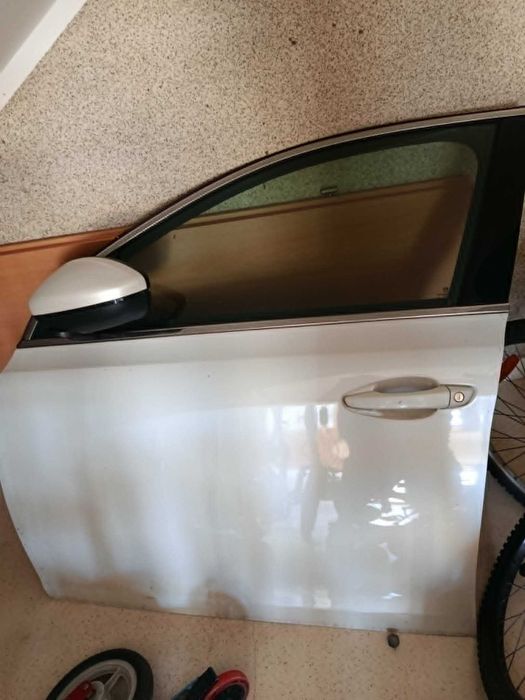 portas completas Peugeot 308 e peças