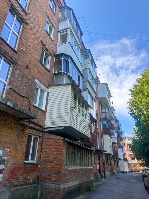 3к в самому Центрі міста! Не кутова, поверх середній, переоформлення мінімальне 45168