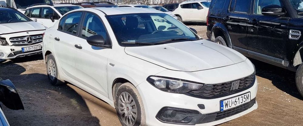 Fiat Tipo 2021r, SALON POLSKA. 1.4 LPG. Lekko uszkodzony lewy bok.Jeździ. VAT 23