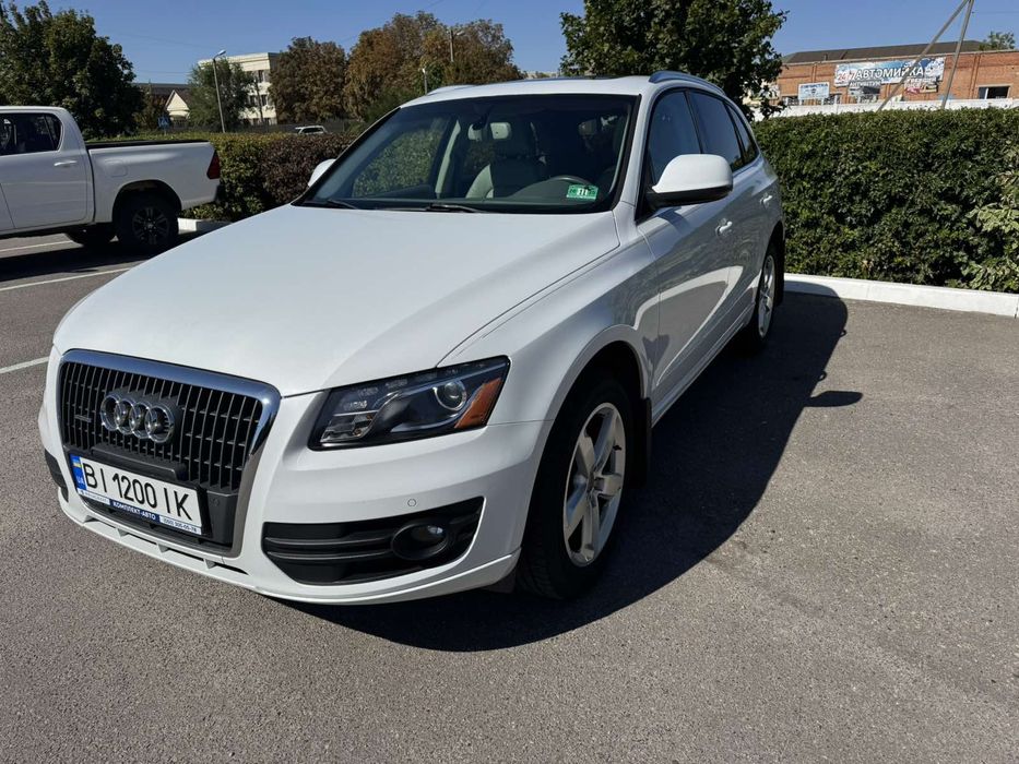 Ауди Q5 premium plus
