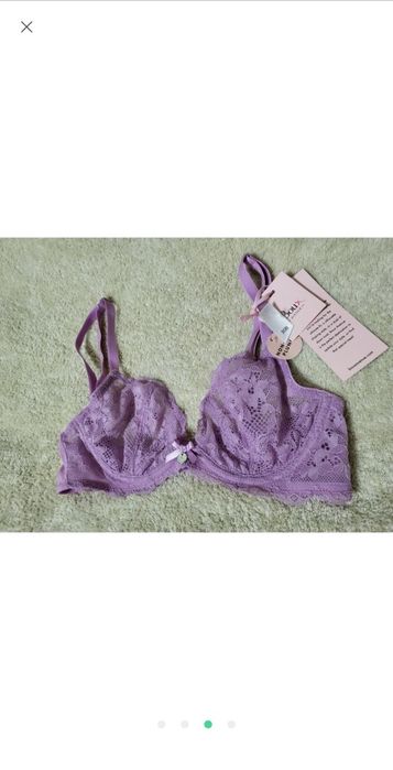 Бюстгалтери розмір 65В