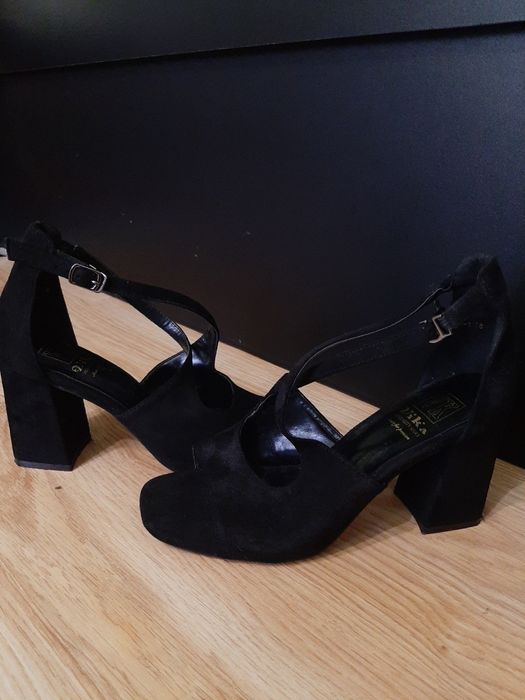 Продам туфлі в хорошому стані