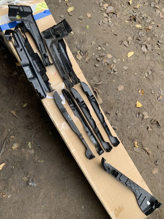 Обшивка салазок Сидіння BMW БМВ Е36/46/39 ф10 планка сидушок