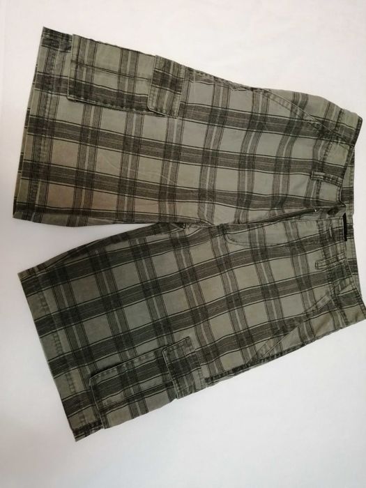 Calções verdes homem