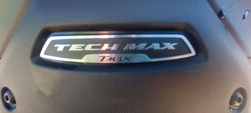 Yamaha TMAX Tech Max 560 2022 | 4.600 km | Akrapovič | Top Case