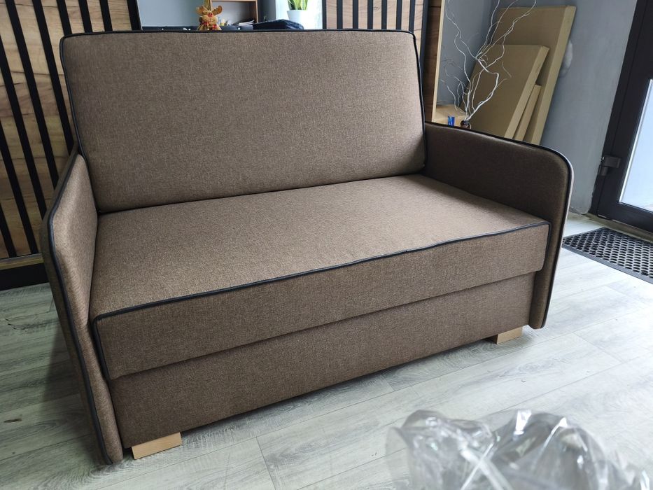 Amerykanka dostępność od ręki.Transport