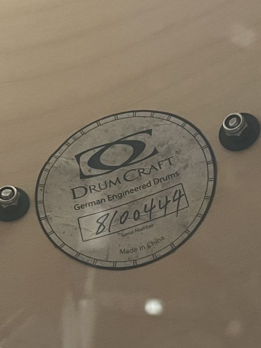 Drumcraft Series 8 Kit completo + 9 pratos Sabian + acessórios