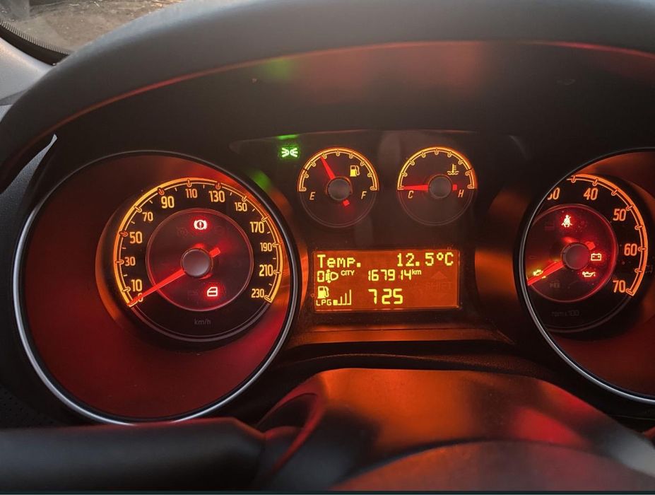 Fiat Grande Punto Evo GPL 1.4 Bi-Fuel de Fábrica My Life | 77cv | NACIONAL