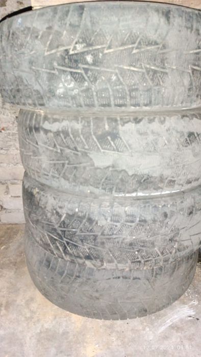 Продам скати зимові 195/65/15 б/у