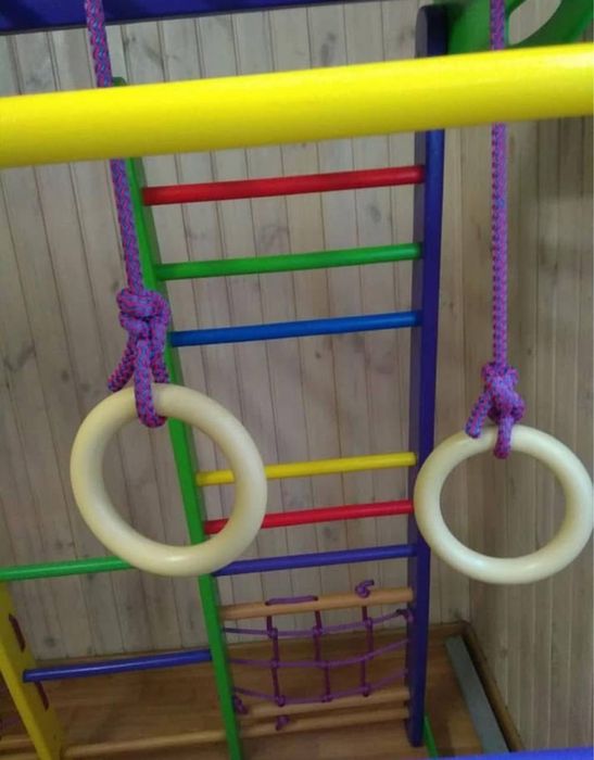 Дитячий спортивний комплекс