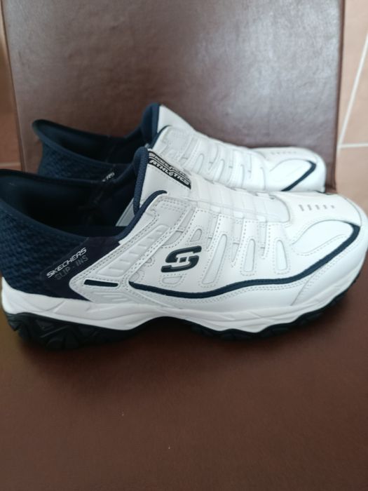 Кроссовки Skechers