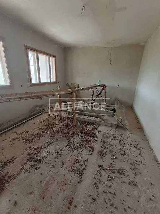 Продам будинок в Тисмениці З наповненням готовий до ремонту